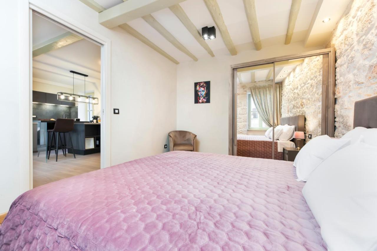 Dc II Downtown Apartment Rovinj Exterior foto