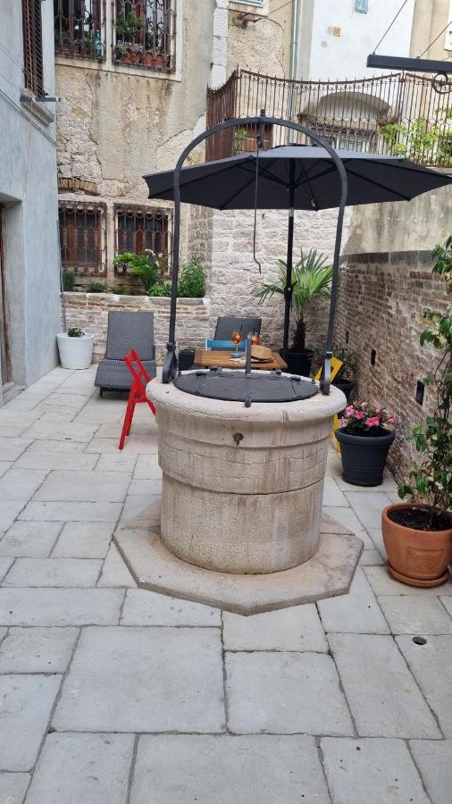Dc II Downtown Apartment Rovinj Exterior foto